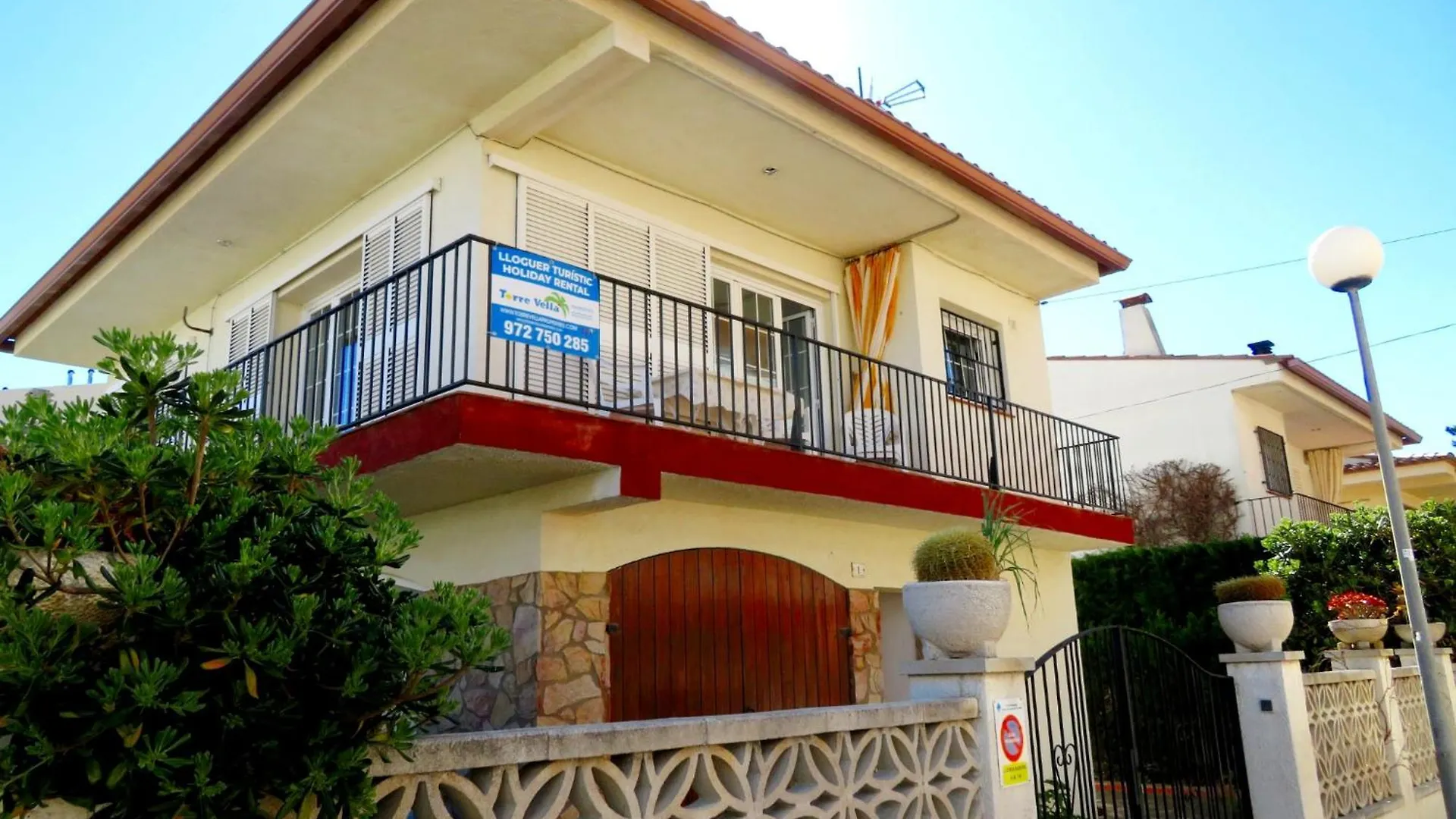 Cipsela Lestartit Villa Torroella De Montgri Spain